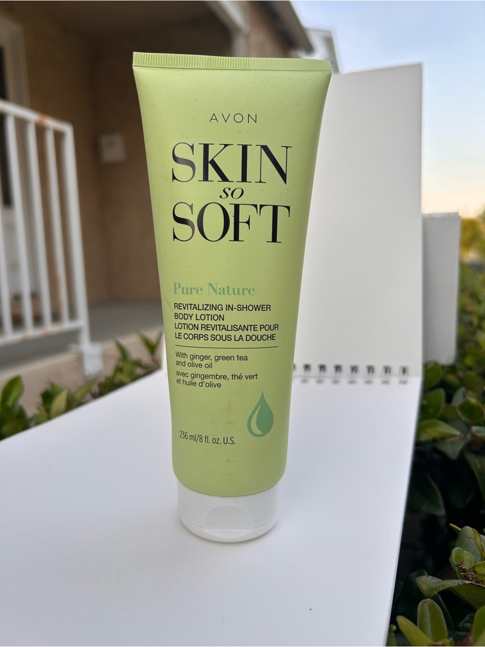 Avon Skin So Soft Pure Nature Revitalizing In-Shower Body Lotion - Light Green